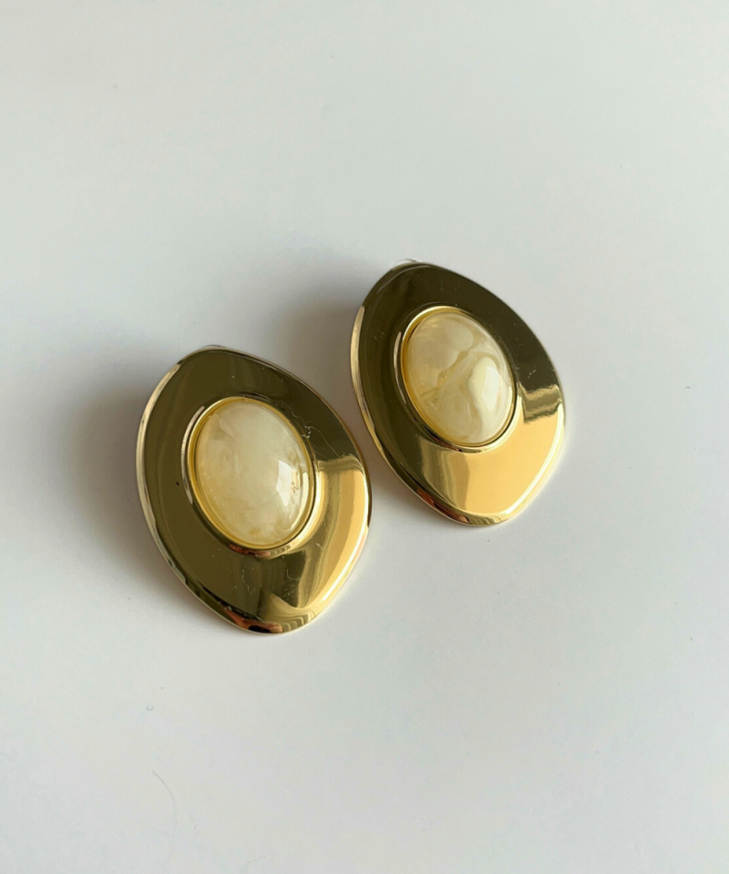 OVAL TAŞ KÜPE
